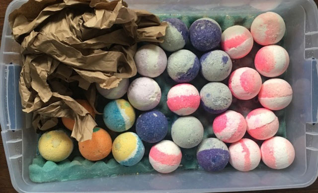 Bath Bomb Recipe and Molding Guide Section 4b