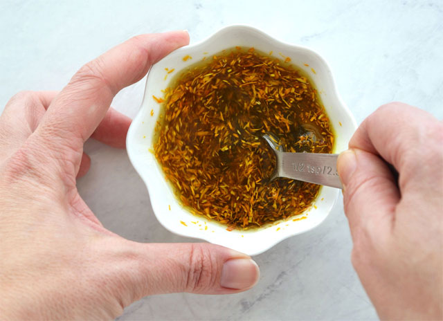 Honey and Aloe Melt & Pour Soap Recipe Step 3